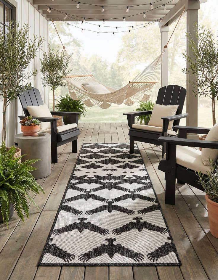 Detail image of 2' x 6'  Washable Modern Indoor / Outdoor Runner Rug