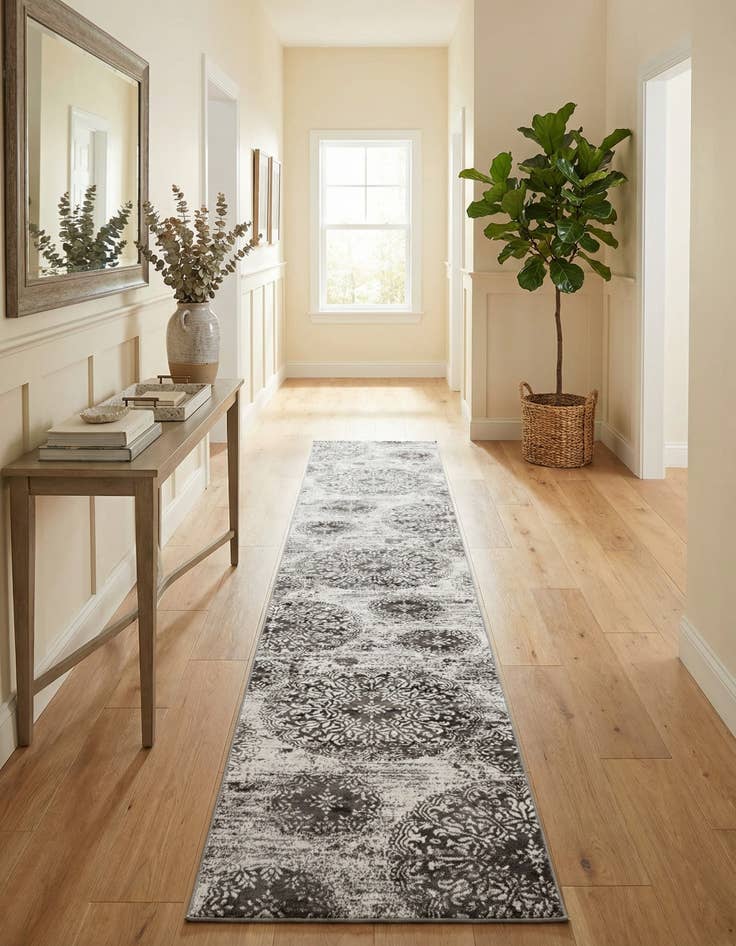 Detail image of 3' 3 x 19' 8 Monaco Runner Rug