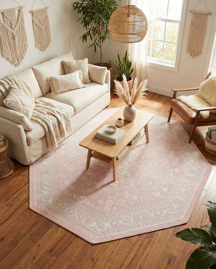 7' 10 x 7' 10 Easy-Clean Aztec Indoor / Outdoor Octagon Rug