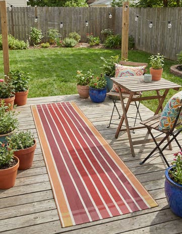 2' 7 x 12' Easy-Clean Ribbon Indoor / Outdoor Runner Rug