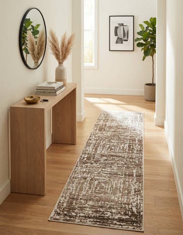 2' x 8' Hermitage Runner Rug