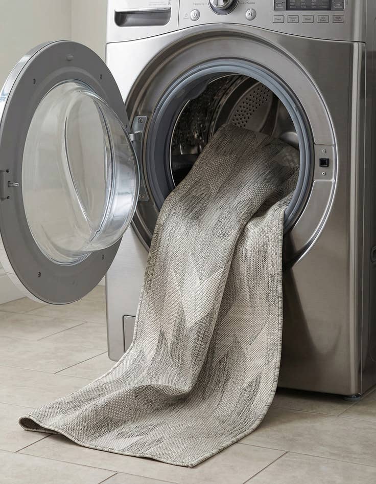 Detail image of 2' x 8'  Washable Modern Indoor / Outdoor Runner Rug