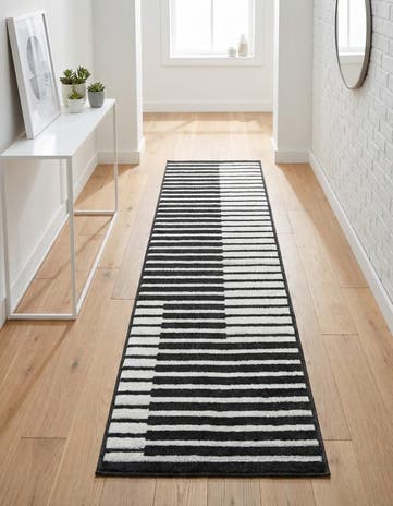 Black Oslo Runner Rug