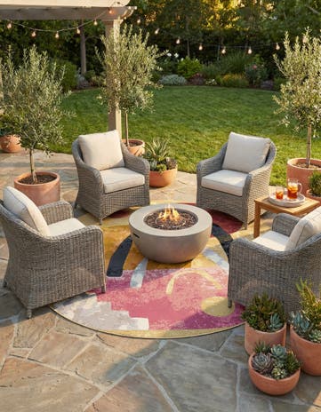 Easy-Clean Modern Indoor / Outdoor Round Rug