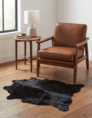 2' 1 x 2' 10 Cowhide Leather Rug