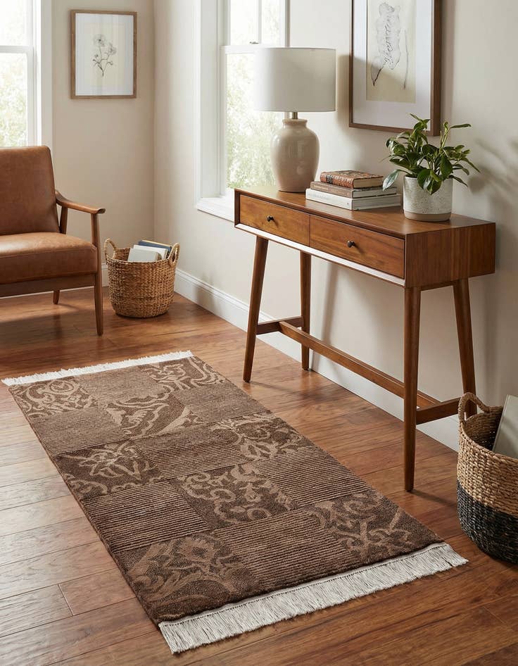 Detail image of 2' 7 x 5'  Hand Knotted Darya Wool Rug