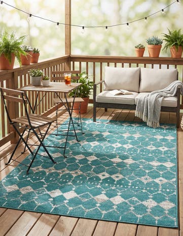 4' x 6' Easy-Clean Lattice Indoor / Outdoor Rug