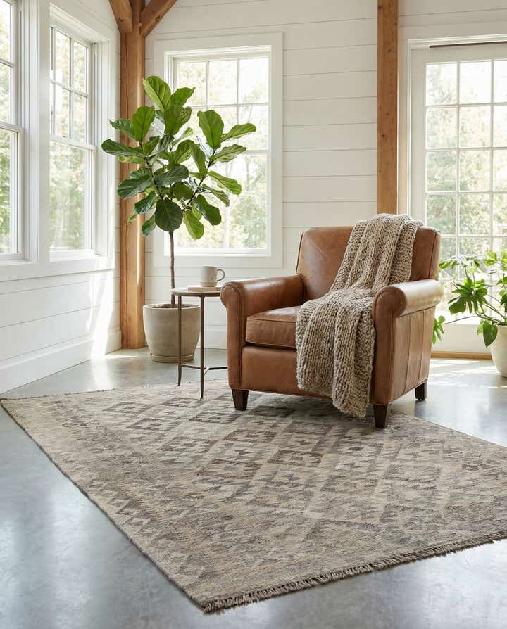 4' 1 x 6' Hand Woven Kilim Maymana Wool Rug