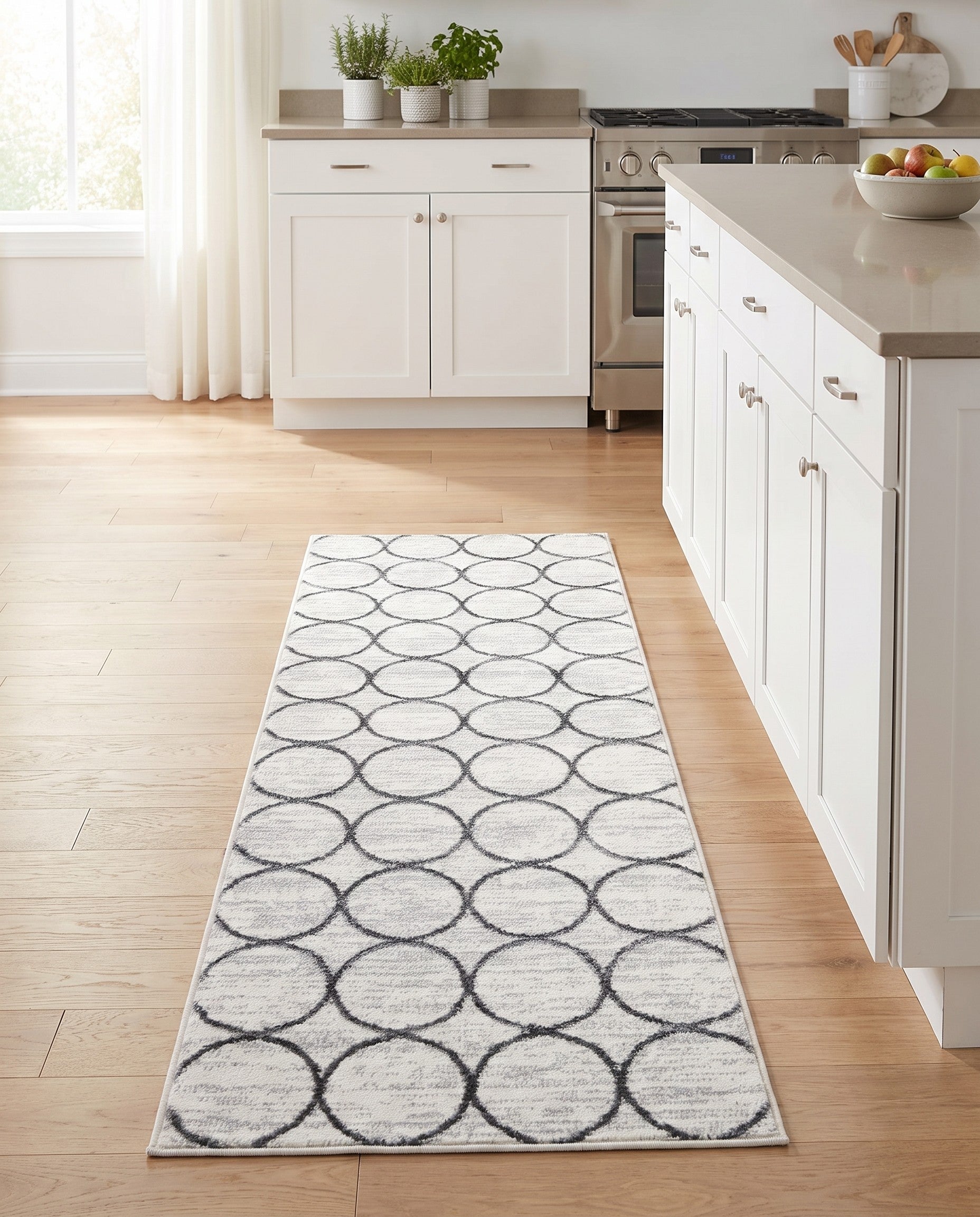 2' x 6' Lattice Trellis Runner Rug