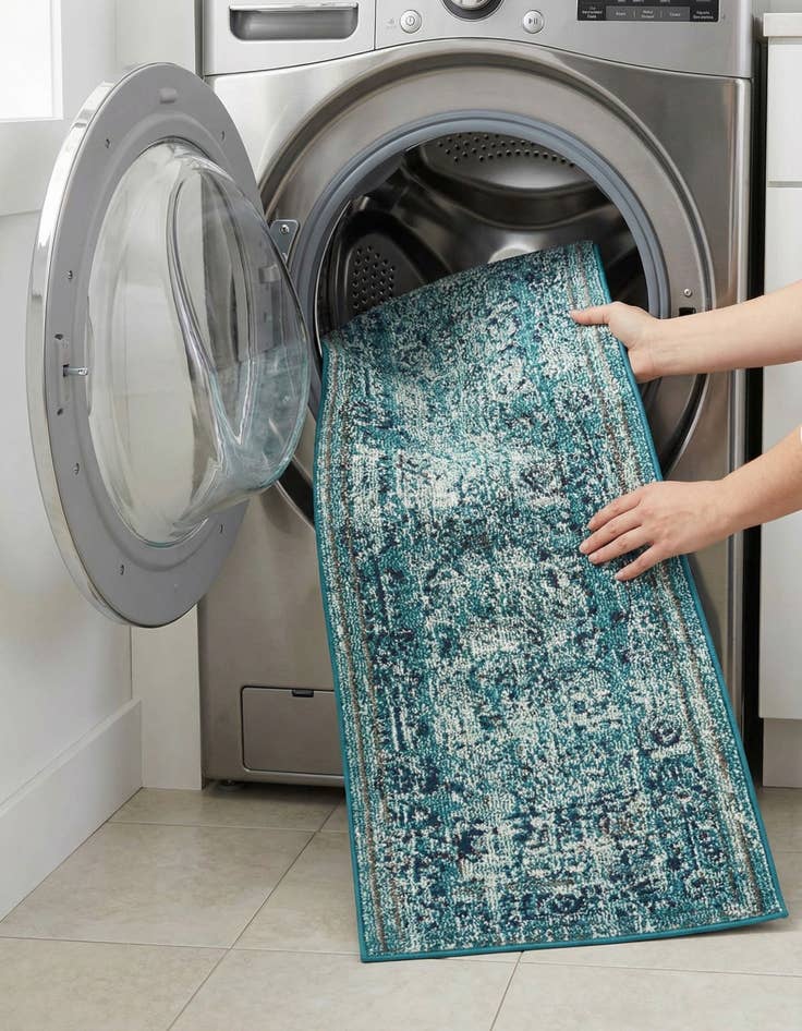 Detail image of 2' 2 x 6' 9  Washable Palazzo Runner Rug