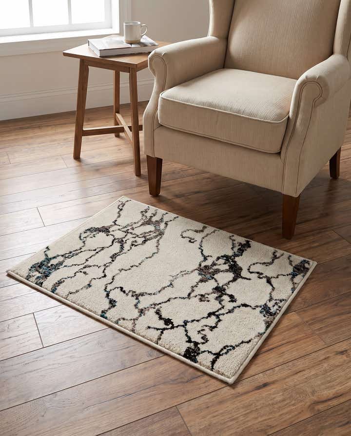 2' x 3' Madeline Rug