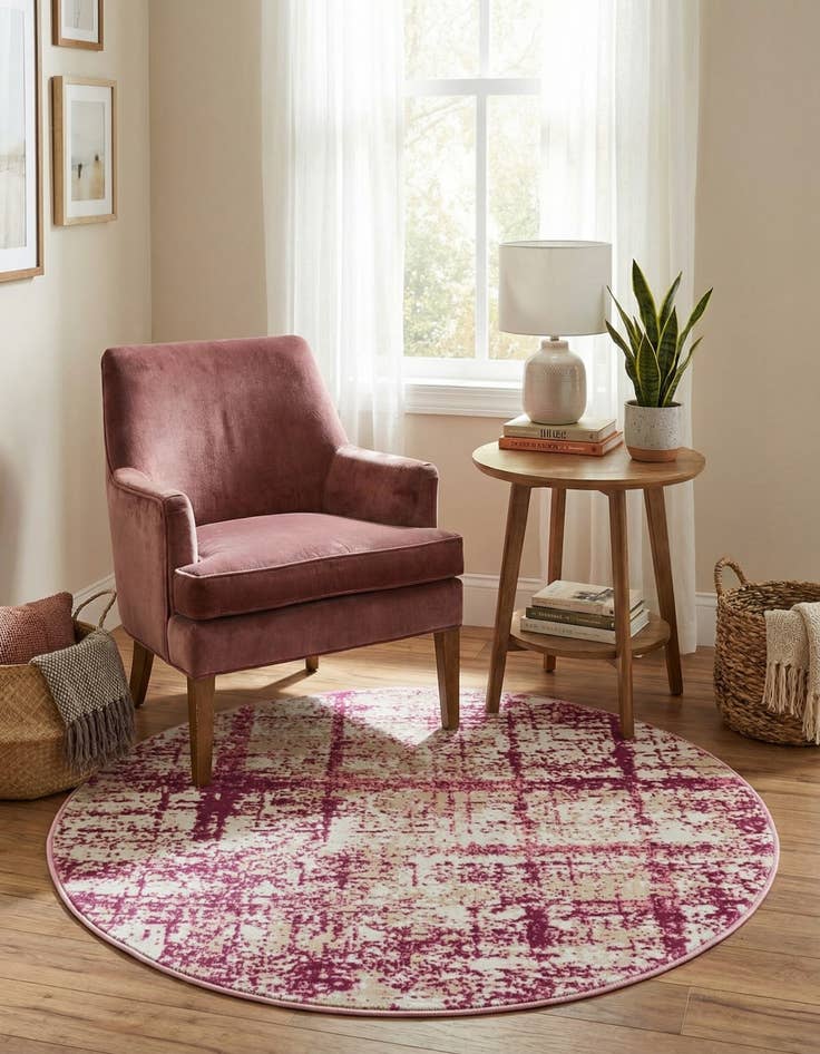 Detail image of 3' x 3' Uptown Lexington Avenue Round Rug