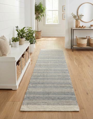 Gray Hand Woven Lariat Runner Rug
