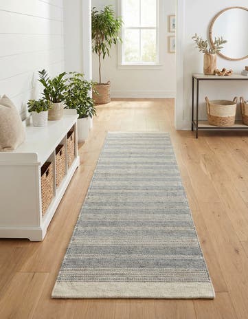 Gray Hand Woven Lariat Runner Rug