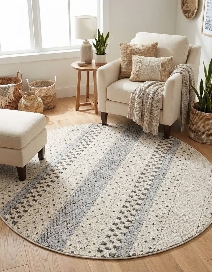 Detail image of 5' 3 x 5' 3 Arlo Round Rug