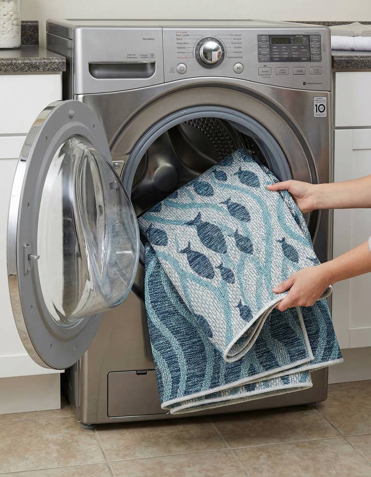 Detail image of 6' x 6'  Washable Coastal Indoor / Outdoor Square Rug