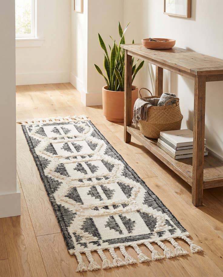 Detail image of 2' 2 x 6' 1 Hand Woven Arizona Wool Runner Rug