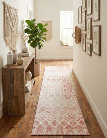 2' 7 x 12' Bohemian Trellis Runner Rug