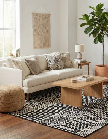 Black and White Milano Square Rug