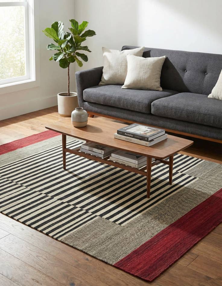 Detail image of  4' 2 x 5' 10  Hand Woven Kilim Modern Wool Rug