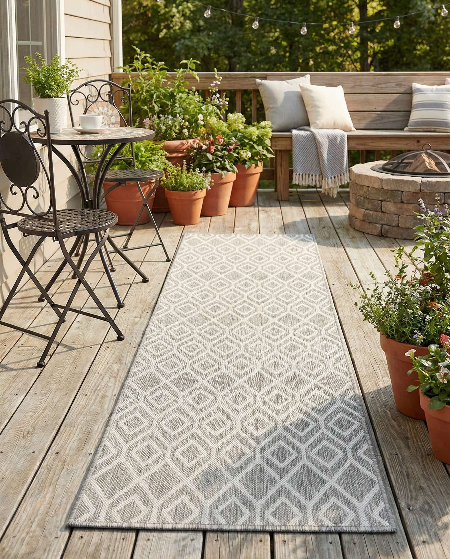 2' x 8' Easy-Clean Jill Zarin Turks and Caicos Indoor / Outdoor Runner Rug