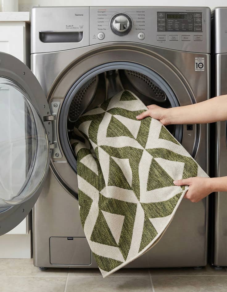 Detail image of 3' x 5' 3  Washable Jill Zarin Napa Indoor / Outdoor Rug