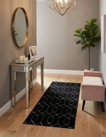 2' x 5' Marilyn Monroe™ Glam Trellis Runner Rug