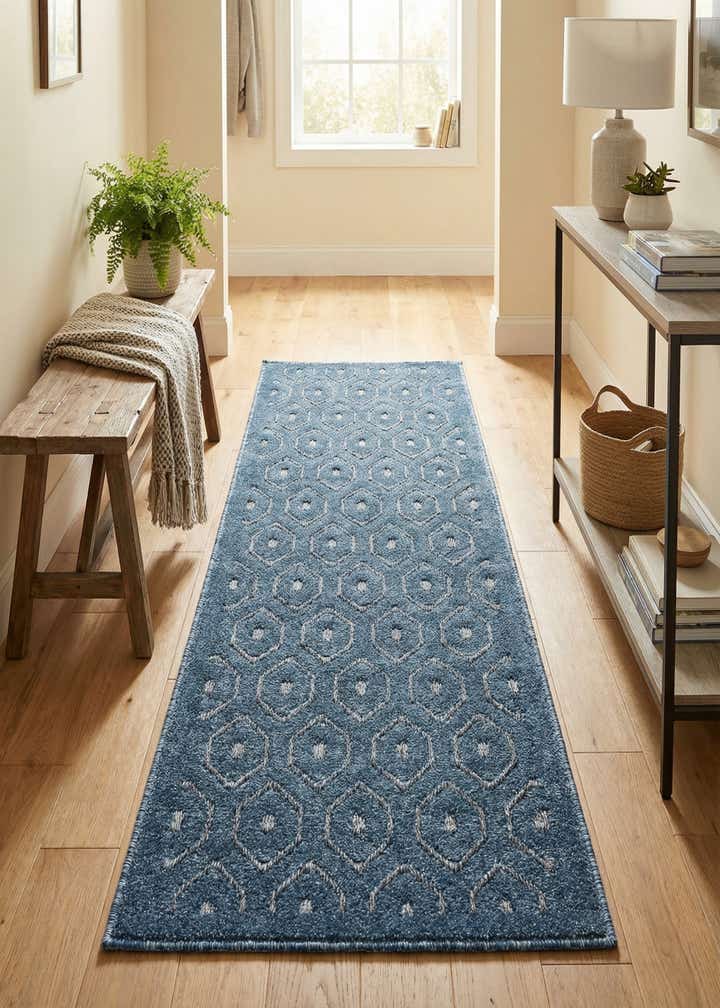 2' x 6' Easy-Clean Trellis Textured Indoor / Outdoor Runner Rug