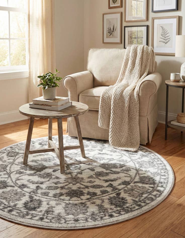 Detail image of  3' 3 x 3' 3 Boston Round Rug