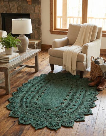 Hunter Green Handmade Braided Jute Oval Rug