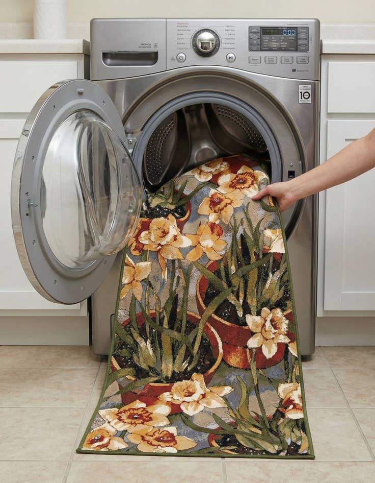 Detail image of  2' 7 x 10'  Washable Botanical Indoor / Outdoor Runner Rug