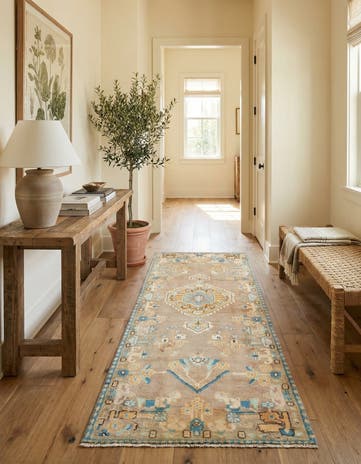 2' 8 x 7' 6 Hamedan Runner Rug
