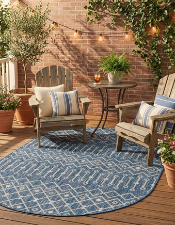 4' x 6' Easy-Clean Lattice Indoor / Outdoor Oval Rug