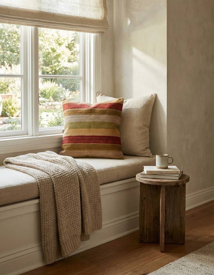 Detail image of 2' 5 x 2' 5 Hand Woven Pillow Wool Square Rug