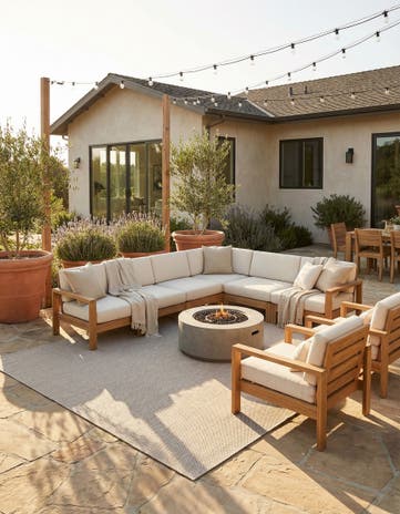 10' x 14' Easy-Clean Solid Indoor / Outdoor Rug