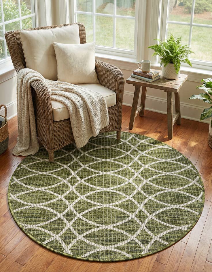 Detail image of 3' x 3'  Washable Trellis Indoor / Outdoor Round Rug