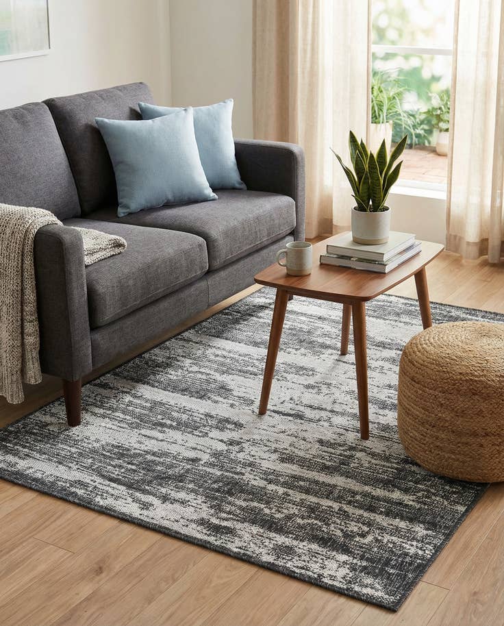 Detail image of 4' x 6' Easy-Clean Modern Indoor / Outdoor Rug