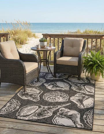 4' x 6' Easy-Clean Coastal Indoor / Outdoor Rug