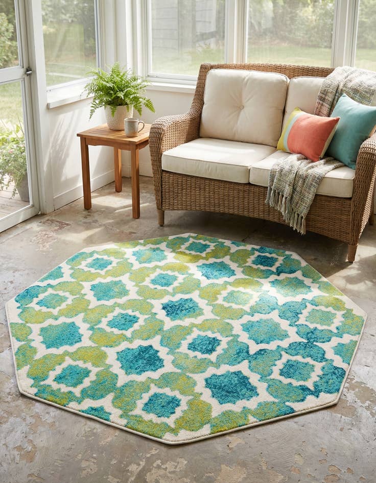 Detail image of 5' 3 x 5' 3 Azalea Octagon Rug