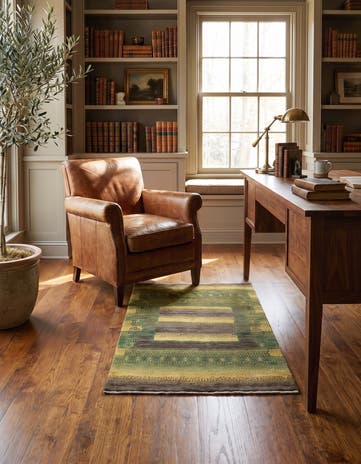 2' 7 x 4' 5 Kashkuli Wool Rug