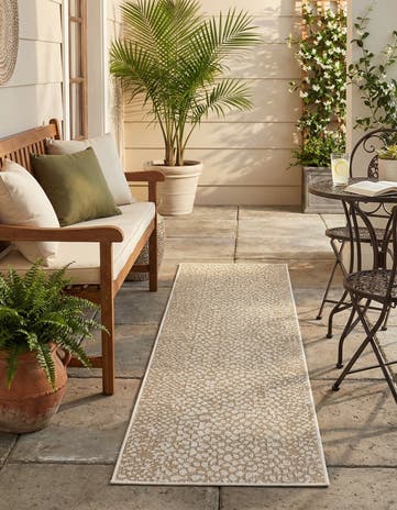Khaki Easy-Clean Safari Indoor / Outdoor Runner Rug