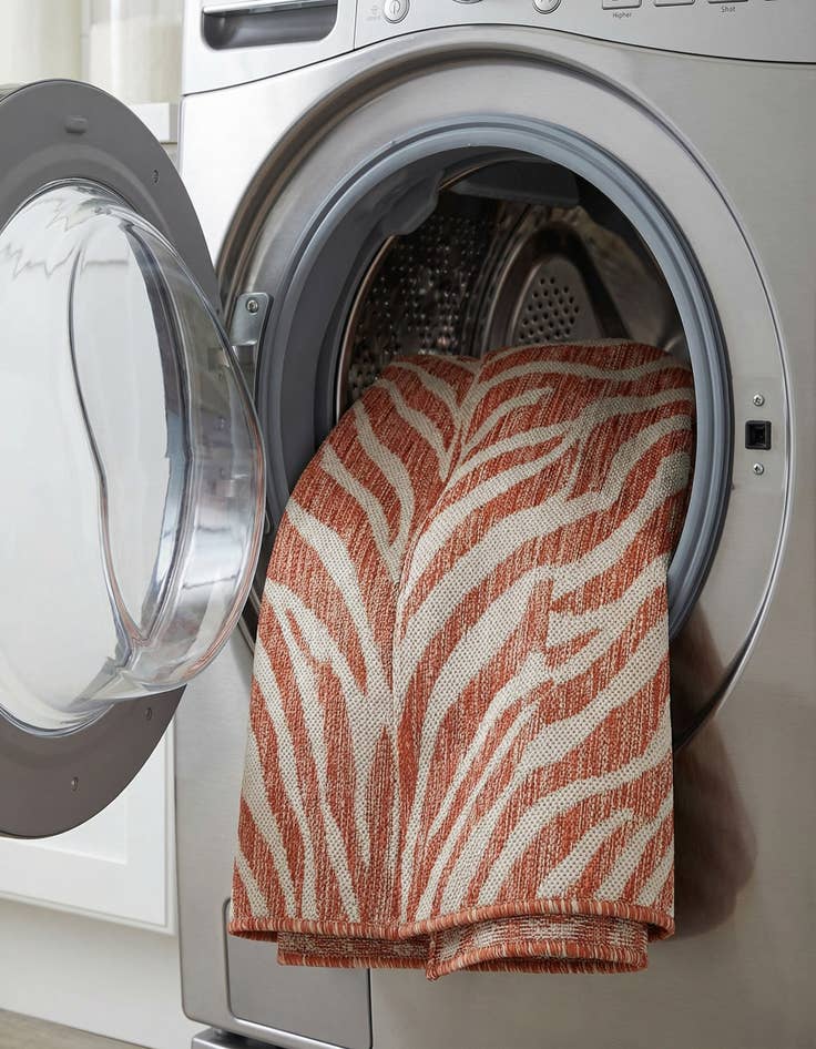 Detail image of 3' x 5' 3  Washable Safari Indoor / Outdoor Rug