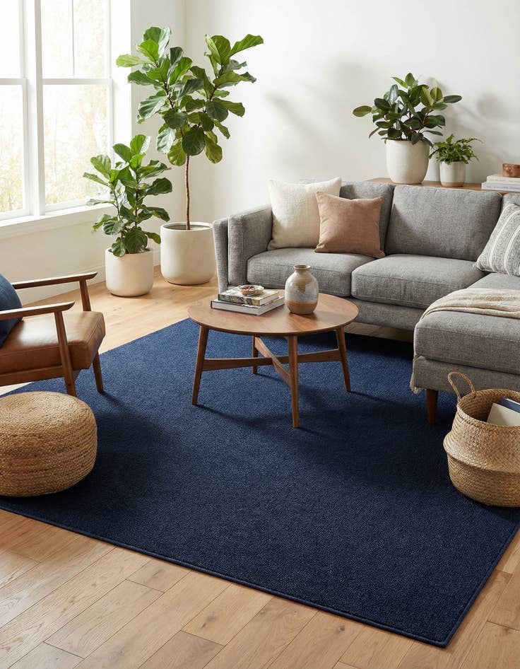 Detail image of 6' 1 x 9'  Washable Solid Indoor / Outdoor Rug