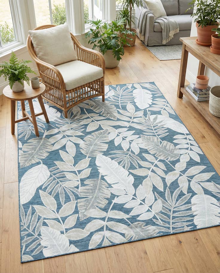 Detail image of 6' 4 x 9' Easy-Clean Botanical Indoor / Outdoor Rug