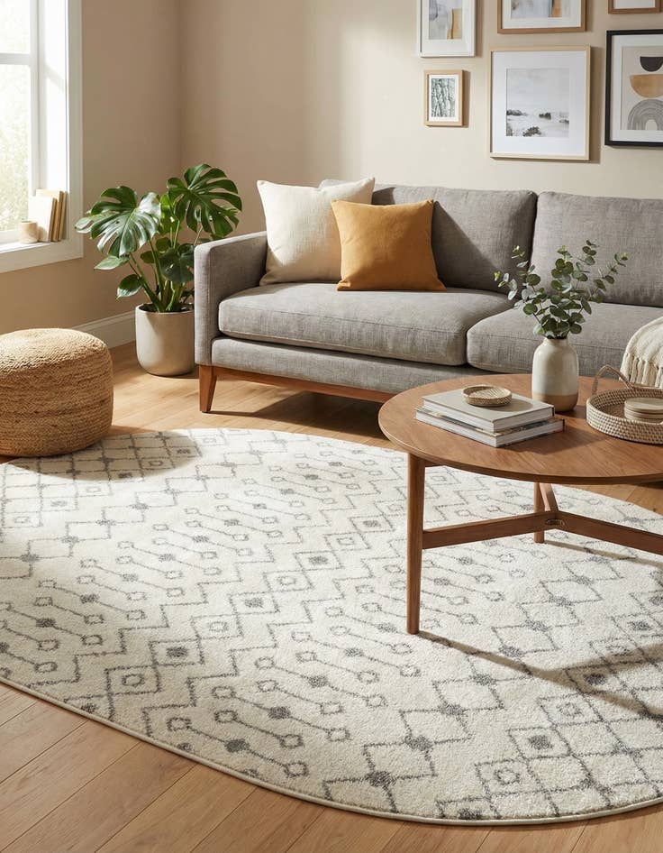 Detail image of  5' 3 x 8' Moroccan Trellis Oval Rug