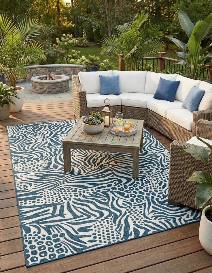 Detail image of 10' x 14'  Washable Safari Indoor / Outdoor Rug