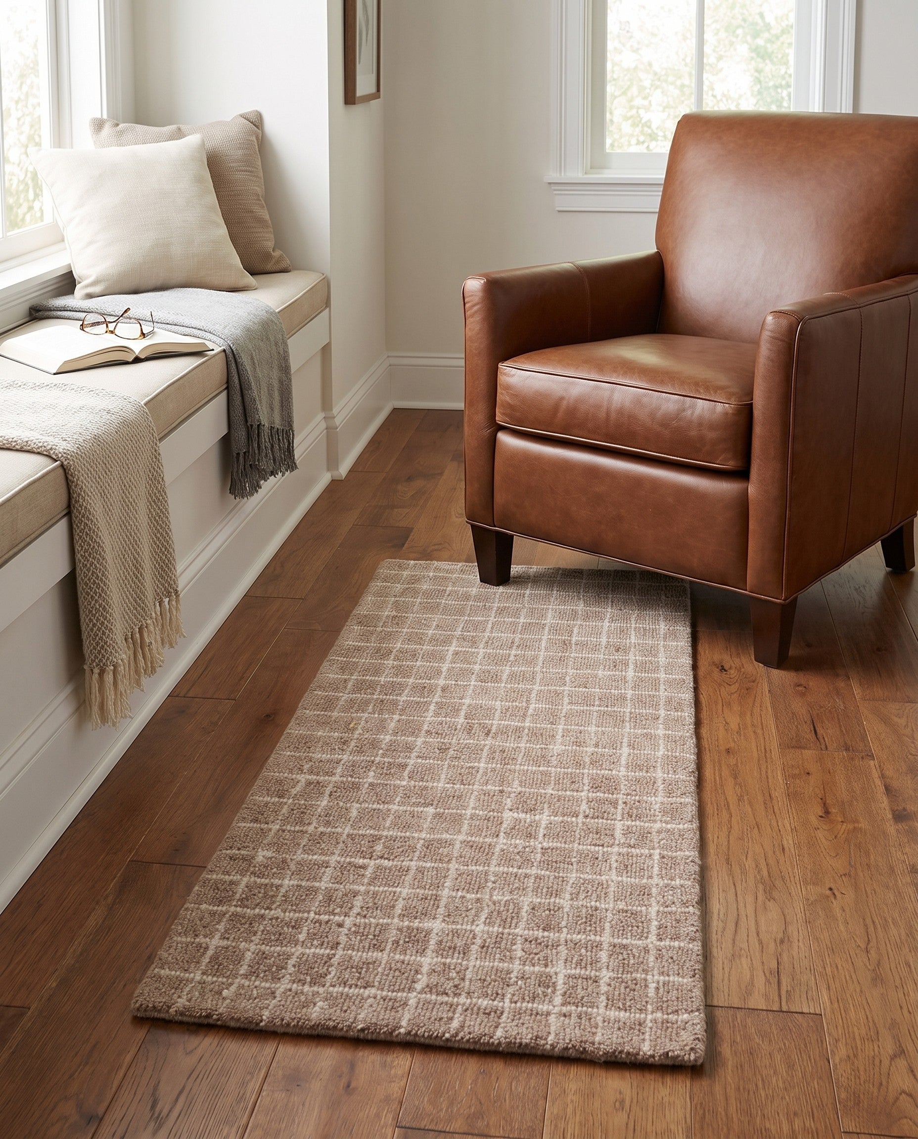 2' x 4' 1 Heritage Line Wool Runner Rug