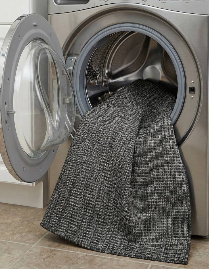 Detail image of 2' x 3' 1  Washable Solid Indoor / Outdoor Rug