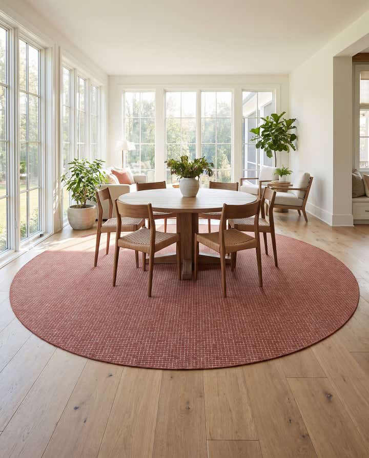 13' x 13' Easy-Clean Checkered Indoor / Outdoor Round Rug