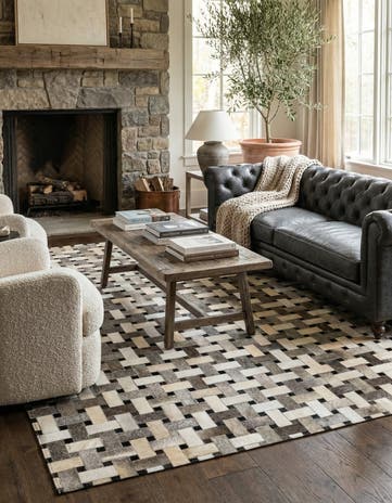 5' 2 x 8' Cowhide - Patchwork Rug